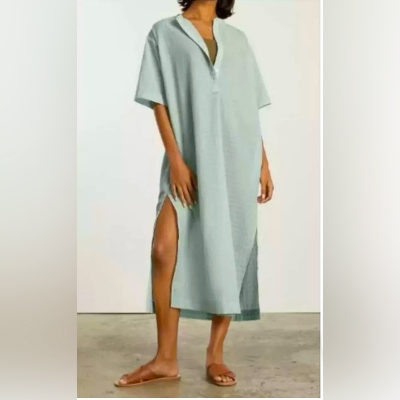 Everlane Dresses & Skirts - Everlane Sheer Guaze Green Caftan NWT Size Large Side Slits